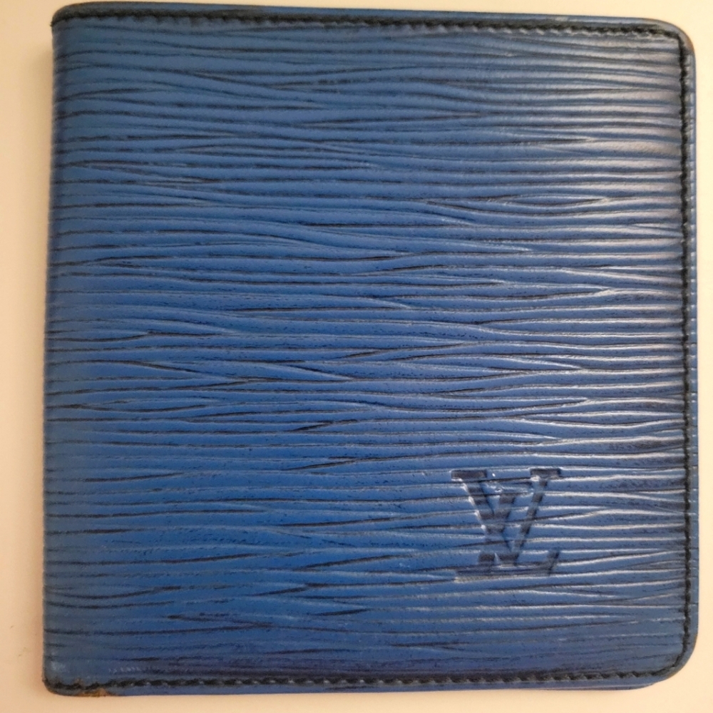 Louis Vuitton Epi blue Toledo Wallet GUC with COA.